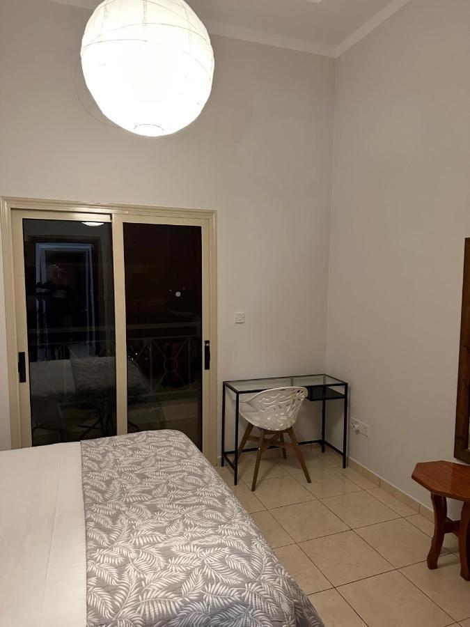 Apartament Cosy House With Pool, Paphos Pafos,Tombs Of Kings מראה חיצוני תמונה